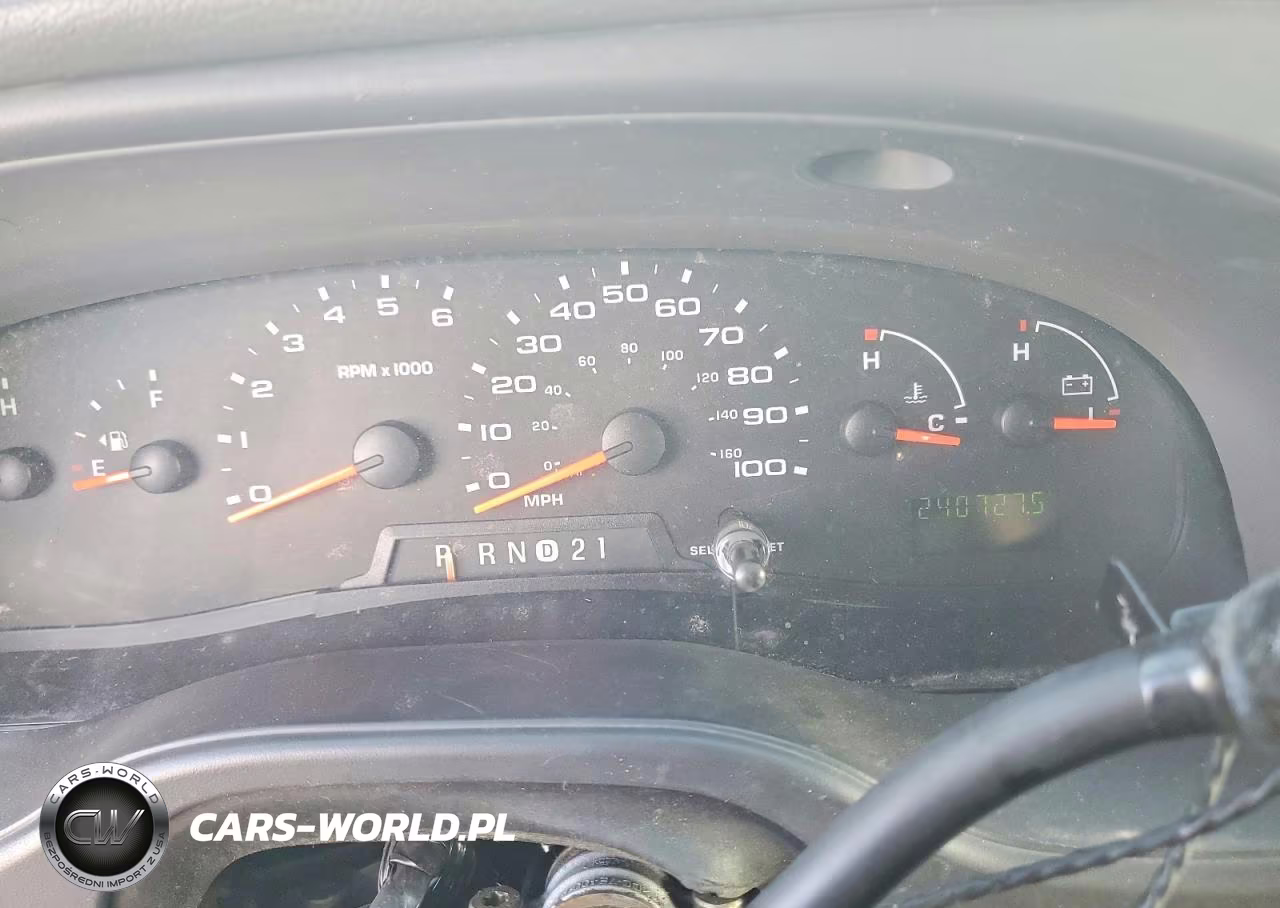 2004 Ford Econoline E250 Van VIN:1FTNE24W44HB40447 - 9