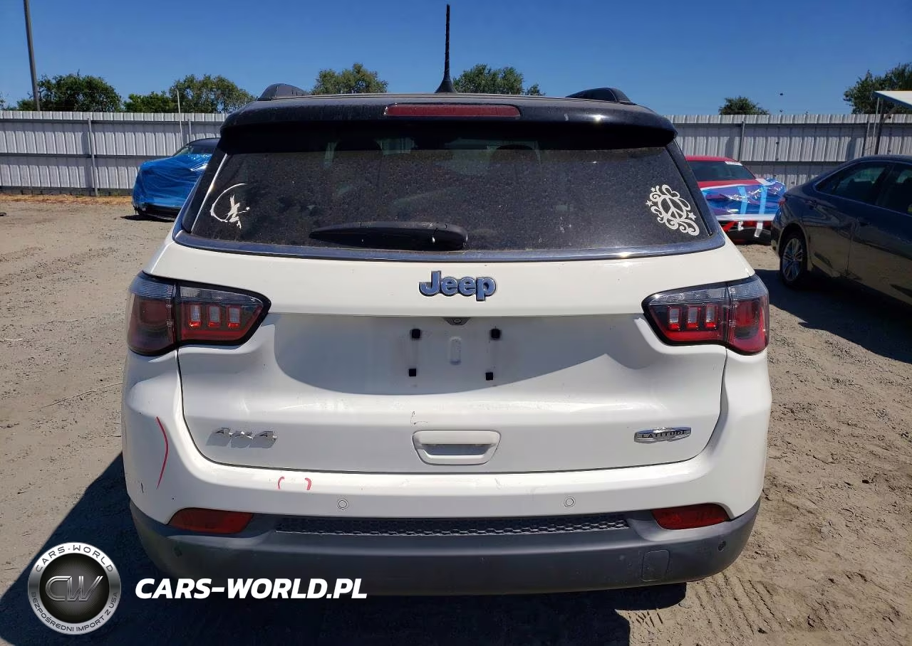 2018 Jeep Compass Latitude VIN:3C4NJDBB4JT142560 - 6