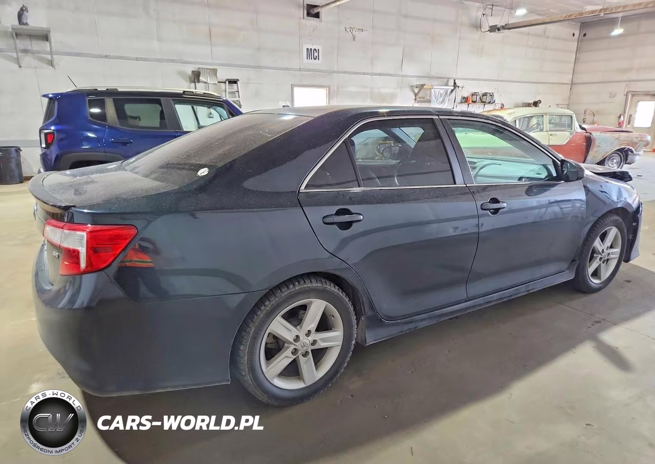 2012 Toyota Camry Se VIN:4T1BF1FKXCU131726 - 3