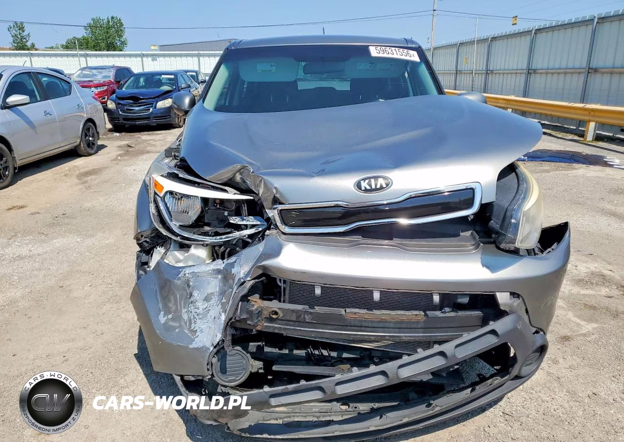 2015 Kia Soul + VIN:KNDJP3A56F7170973 - 5