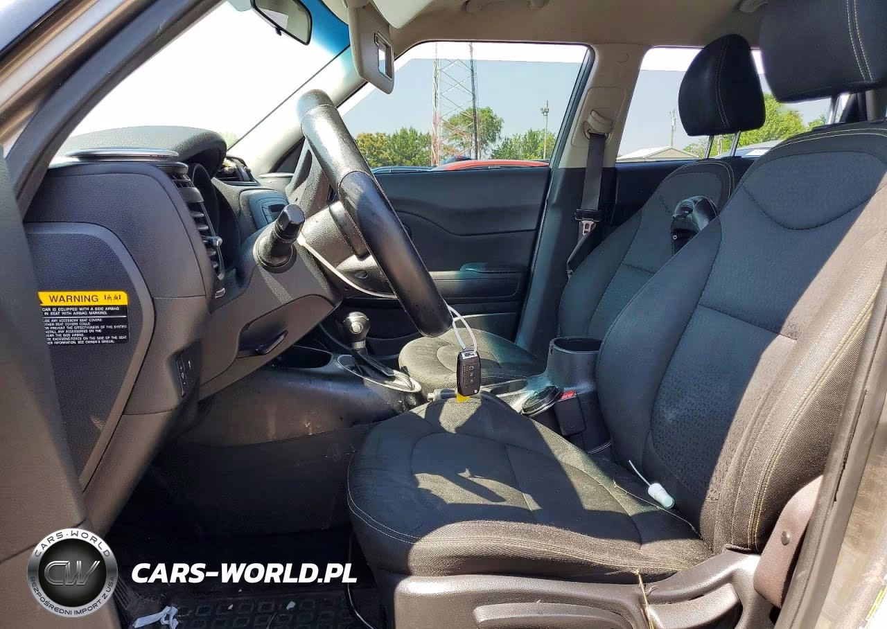 2015 Kia Soul + VIN:KNDJP3A56F7170973 - 7