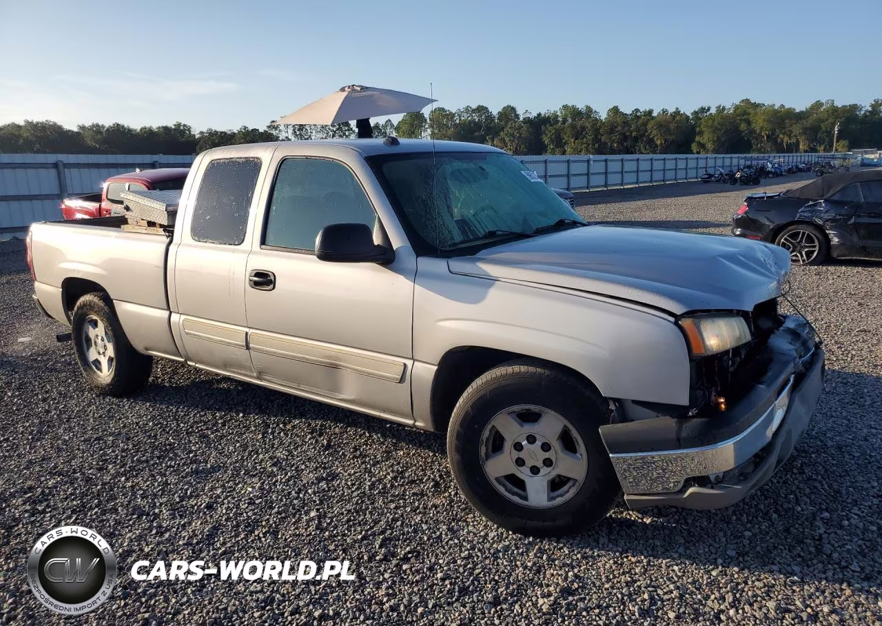 2004 Chevrolet Silverado C1500 VIN:2GCEC19T141164920 - 4