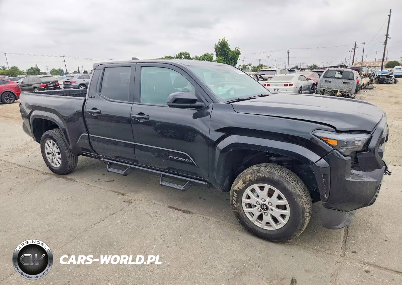 2025 Toyota Tacoma Double Cab VIN:3TMKB5FN3SM050653 - 4