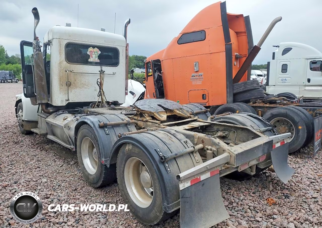2015 Peterbilt 389 Semi Truck VIN:1XPXD49X0FD264779 - 3
