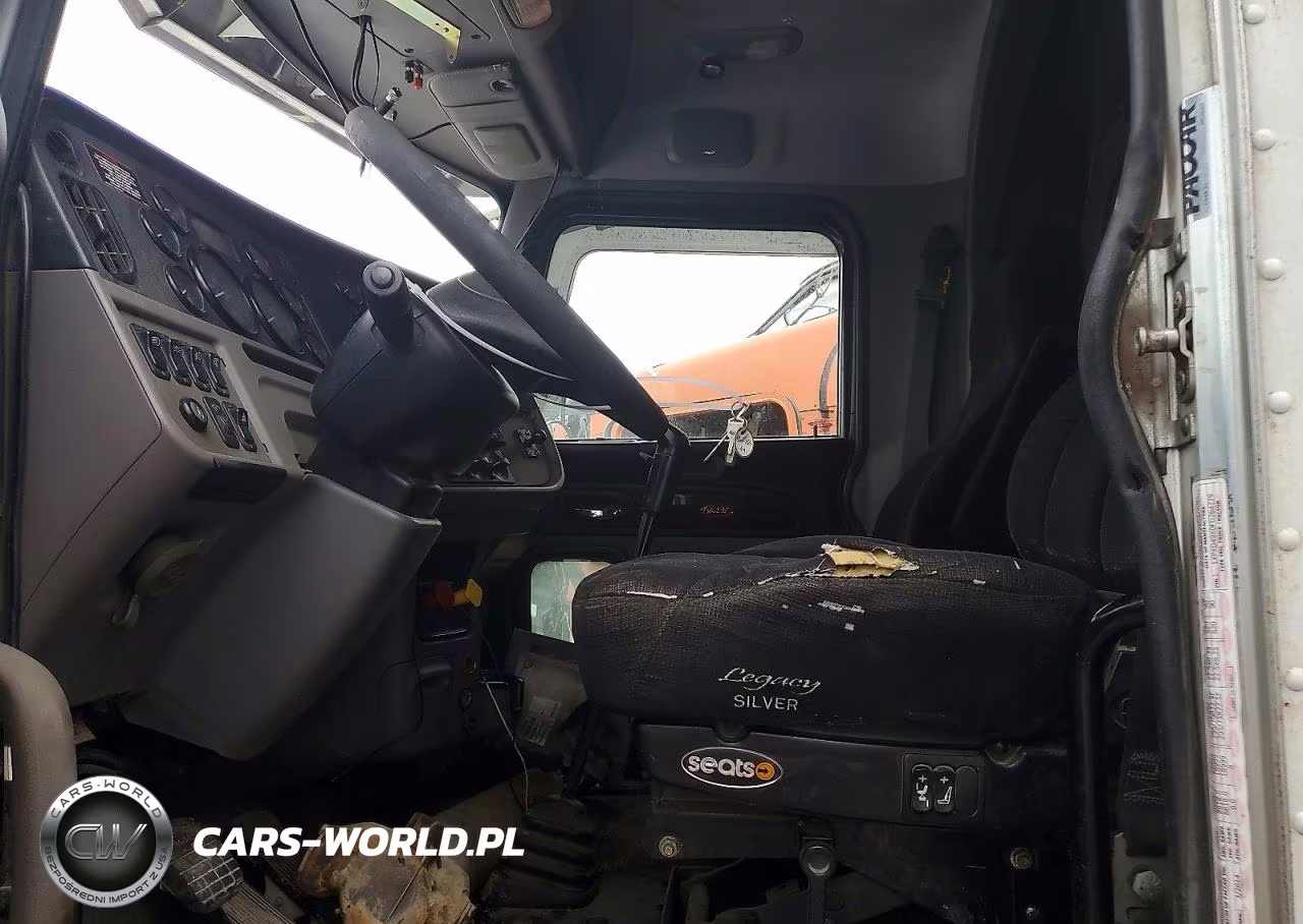 2015 Peterbilt 389 Semi Truck VIN:1XPXD49X0FD264779 - 5