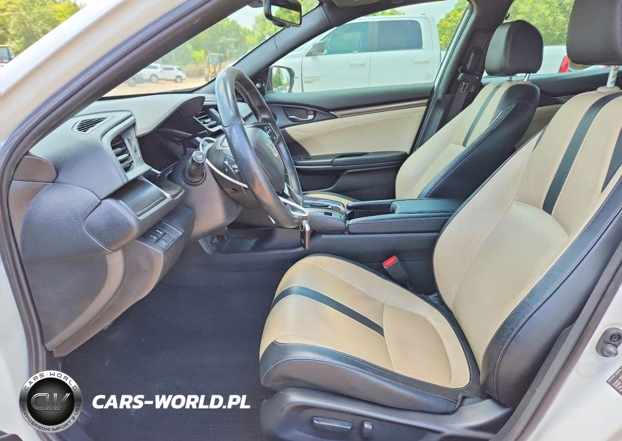 2019 Honda Civic Sport Touring VIN:SHHFK7H94KU221636 - 7