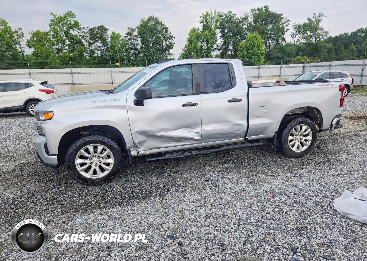2021 Chevrolet Silverado K1500 Custom