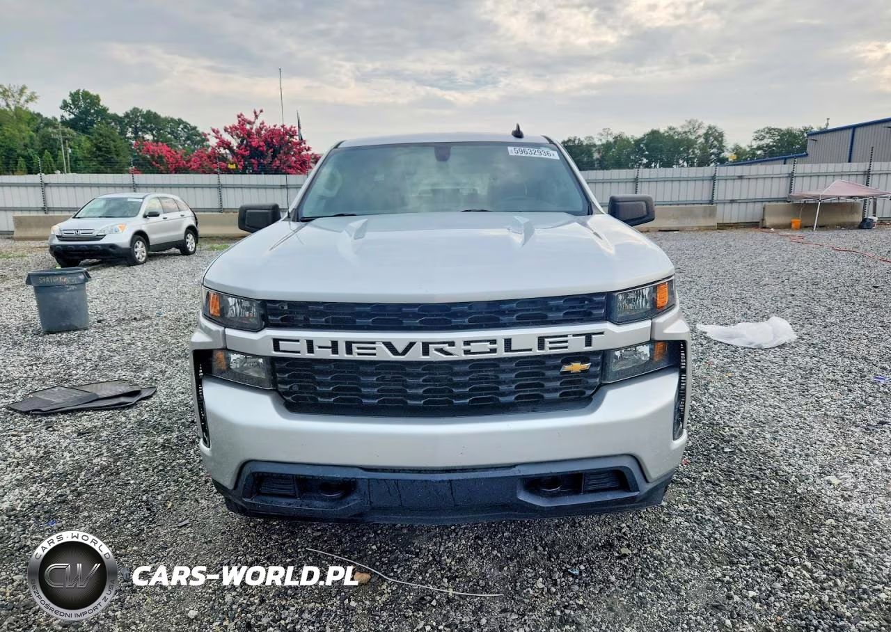 2021 Chevrolet Silverado K1500 Custom VIN:1GCRYBEK6MZ229631 - 5