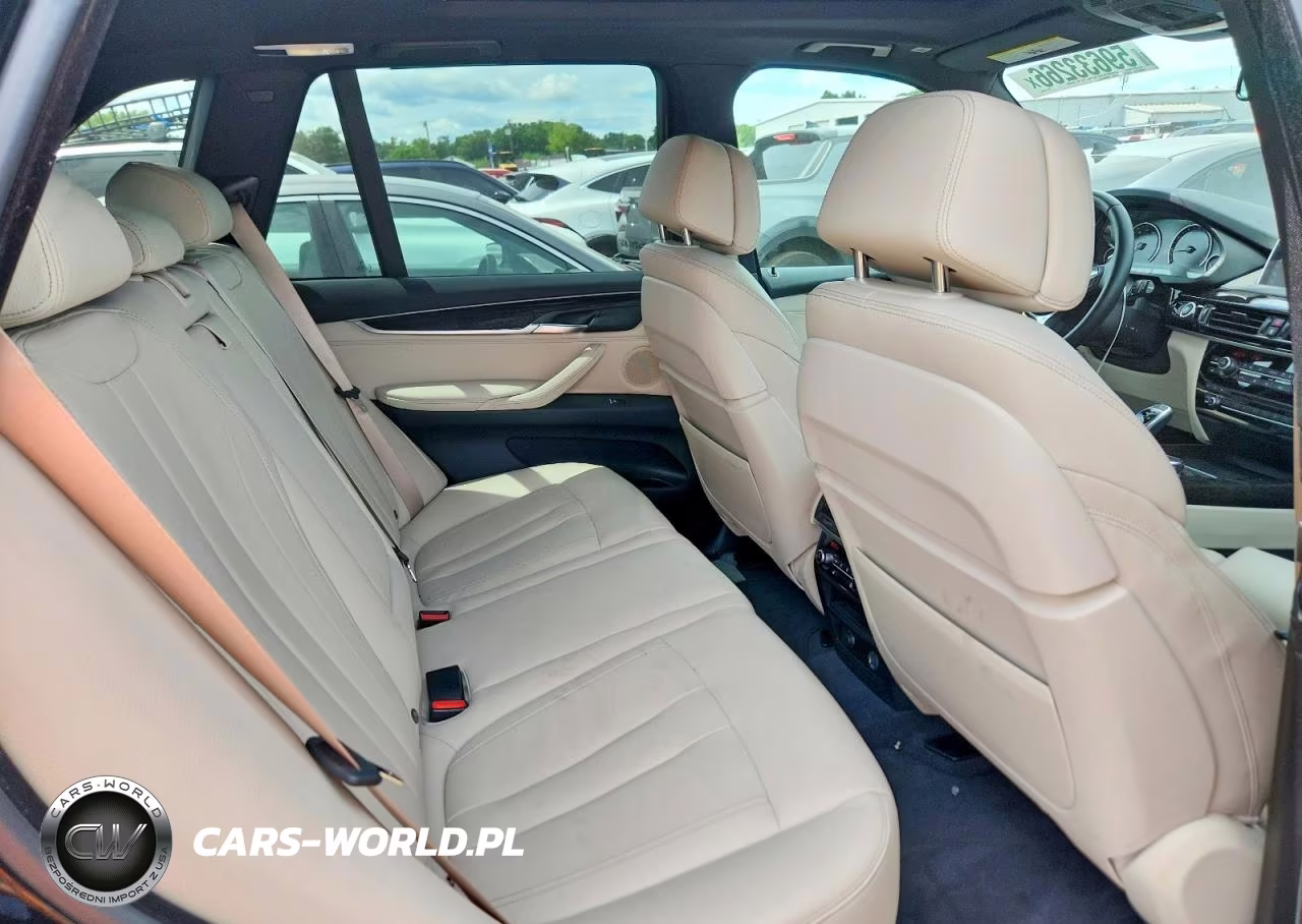 2018 BMW X5 xDrive35I VIN:5UXKR0C50JL076239 - 10