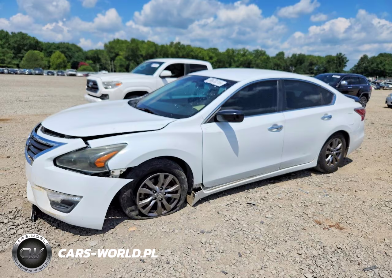 2015 Nissan Altima 2.5 S – zdjęcie 1 z 12