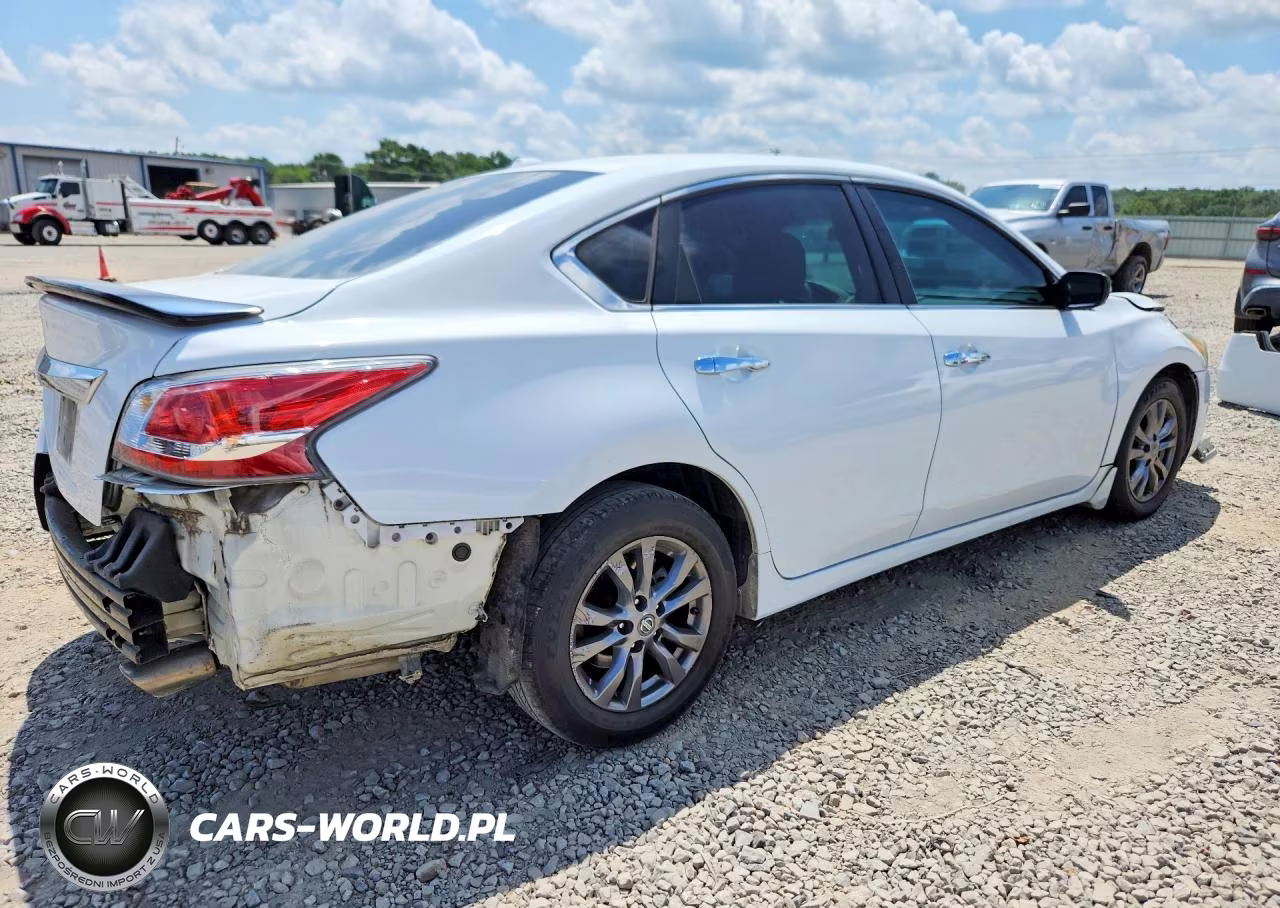2015 Nissan Altima 2.5 S VIN:1N4AL3AP1FN899042 - 3