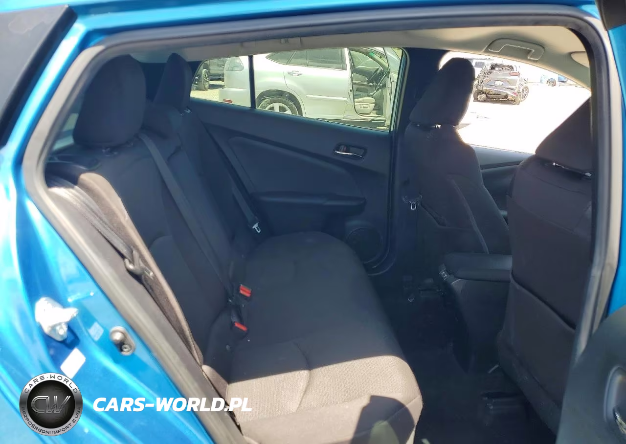 2019 Toyota Prius Le Awd-E VIN:JTDL9RFU3K3008337 - 10