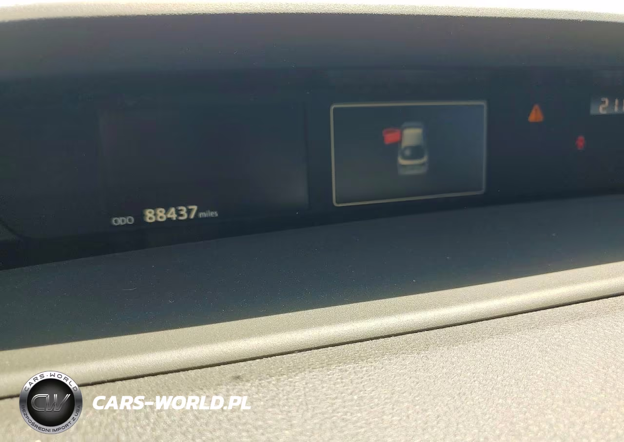 2019 Toyota Prius Le Awd-E VIN:JTDL9RFU3K3008337 - 9