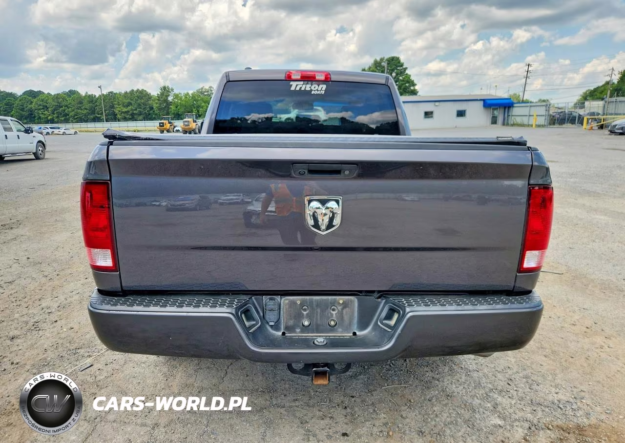 2018 Ram 1500 St VIN:1C6RR6FG8JS114796 - 6