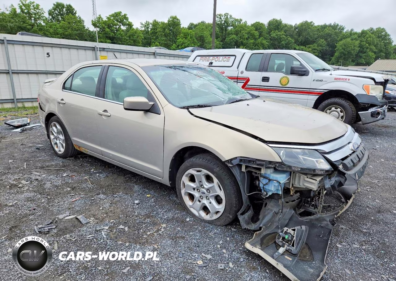 2010 Ford Fusion Se VIN:3FAHP0HA8AR415263 - 4
