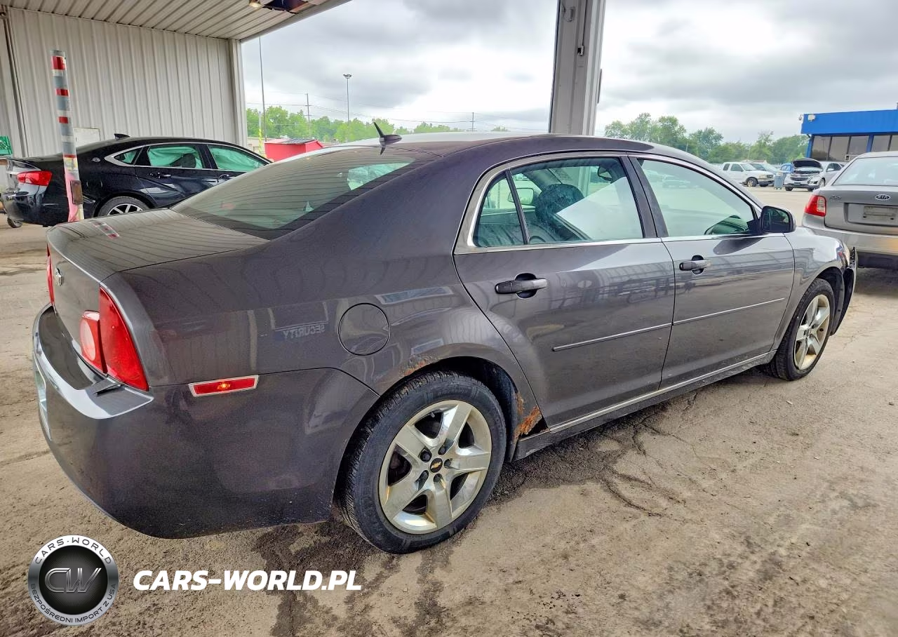 2010 Chevrolet Malibu 1Lt VIN:1G1ZC5EB0A4165717 - 3
