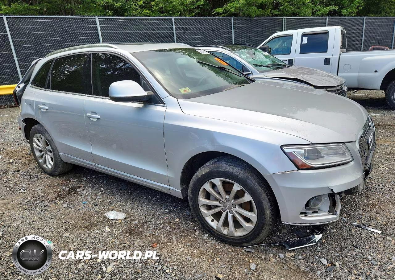 2014 Audi Q5 Premium Plus VIN:WA1LFAFP7EA033160 - 4