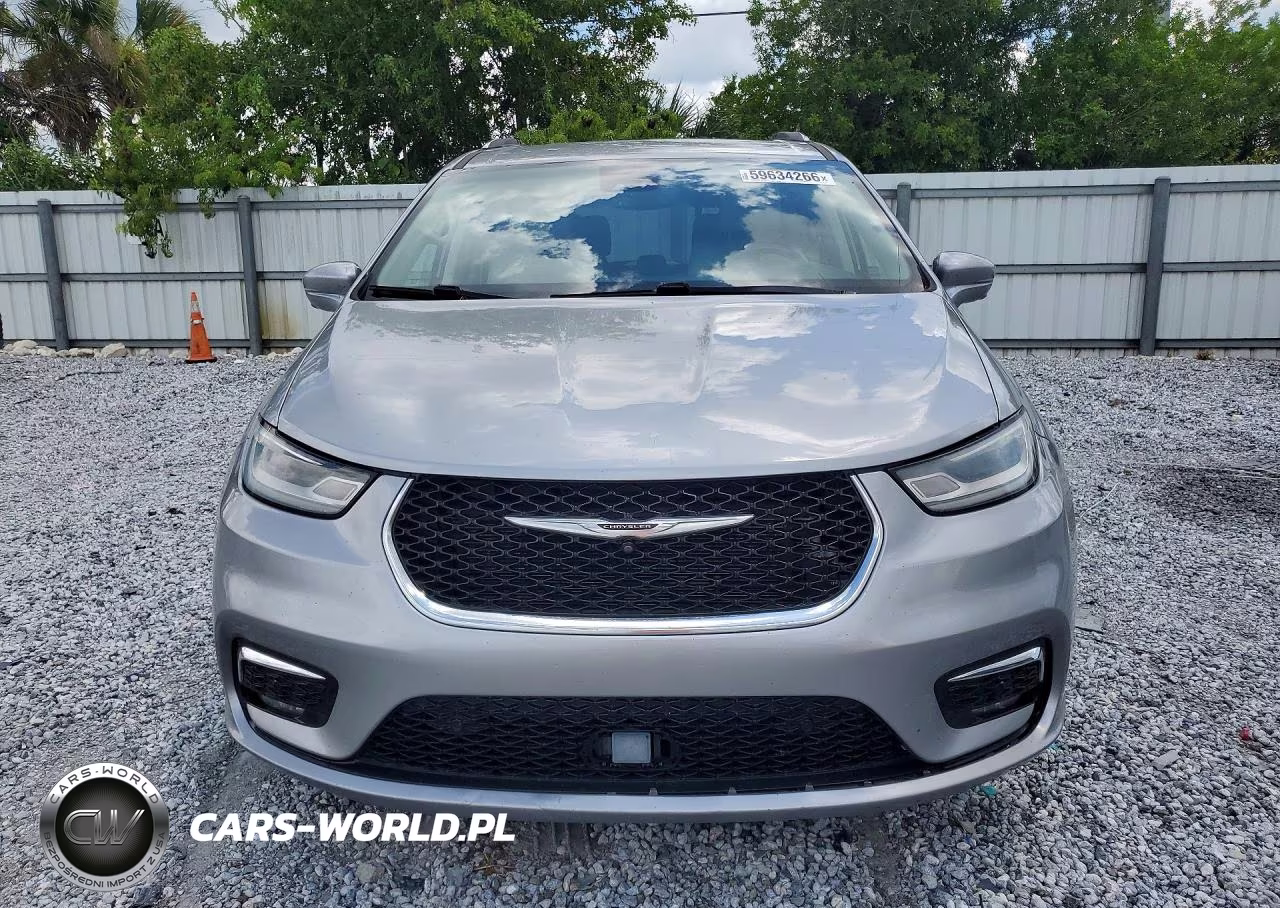 2021 Chrysler Pacifica Touring L VIN:2C4RC1BG7MR521551 - 5