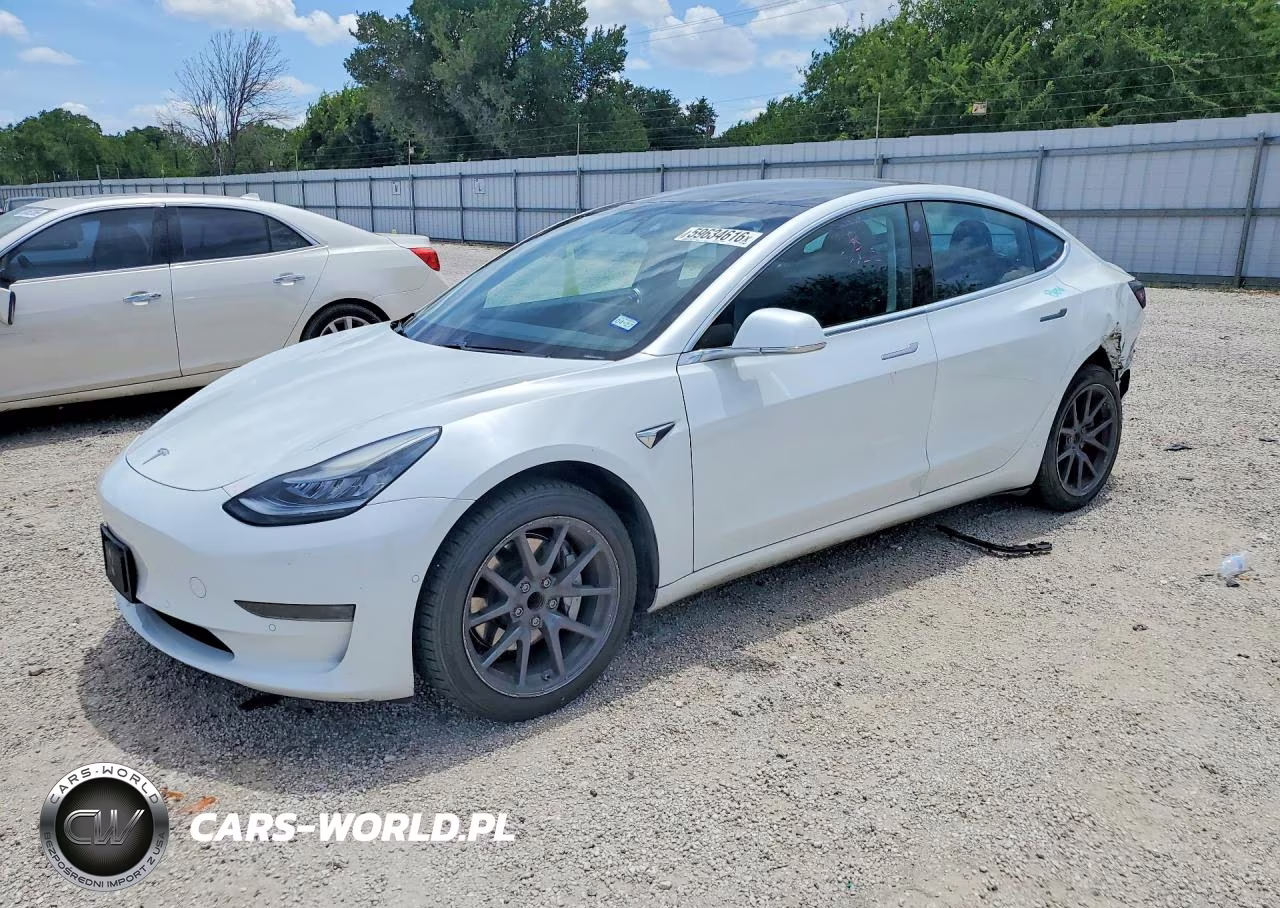 2020 Tesla Model 3 – zdjęcie 1 z 13
