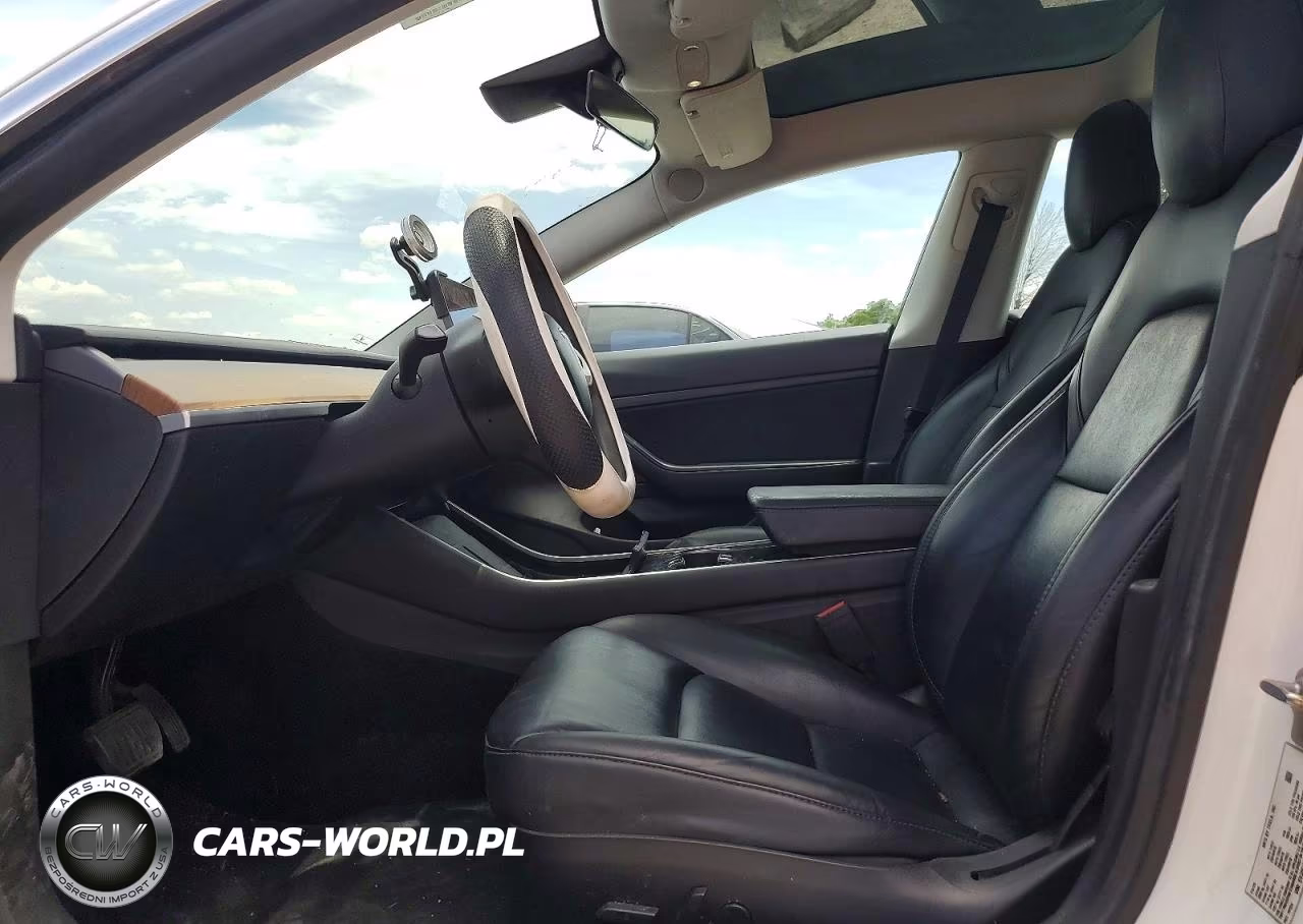 2020 Tesla Model 3 VIN:5YJ3E1EA2LF744761 - 7