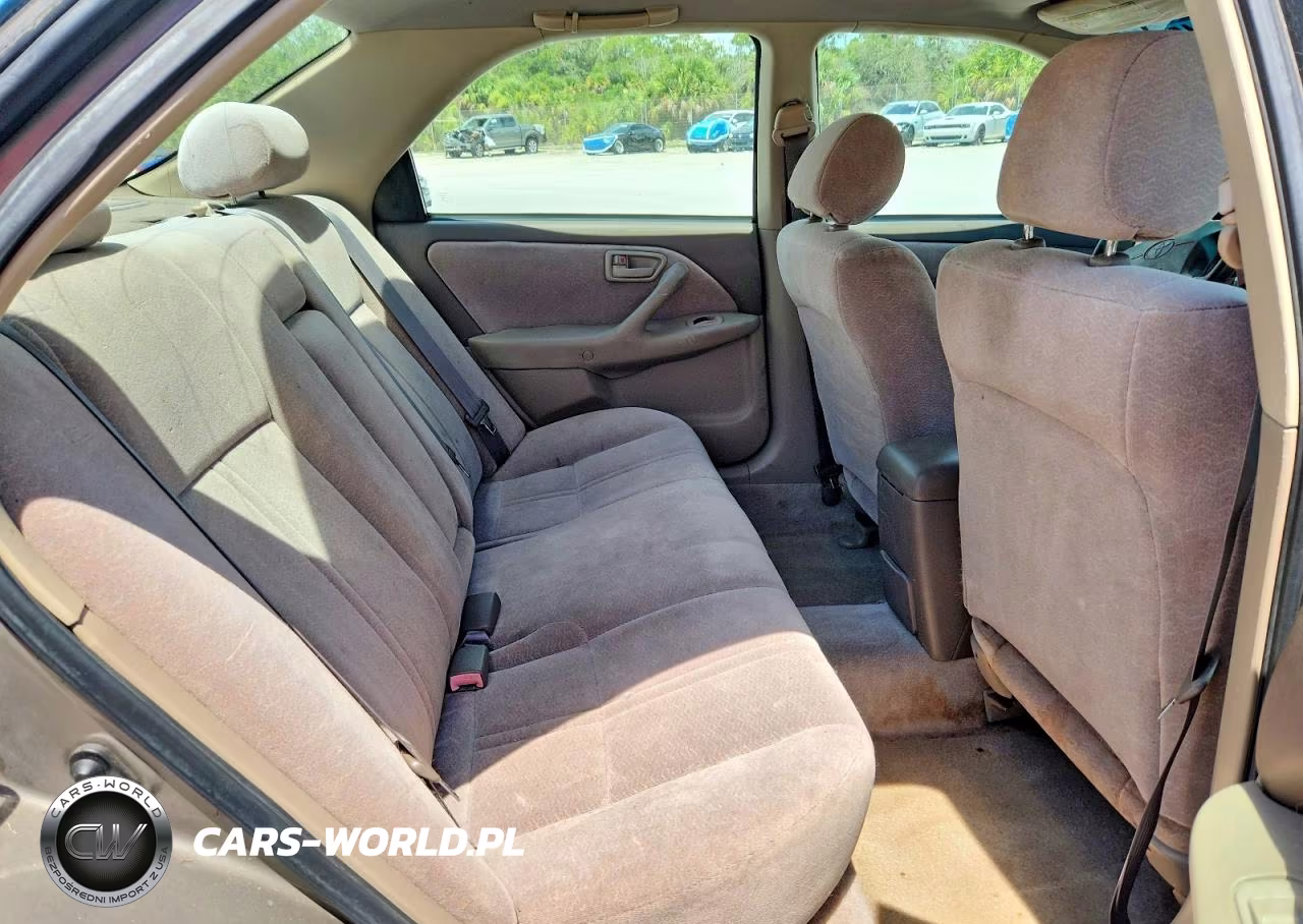 1999 Toyota Camry Le VIN:4T1BG22KXXU598336 - 10
