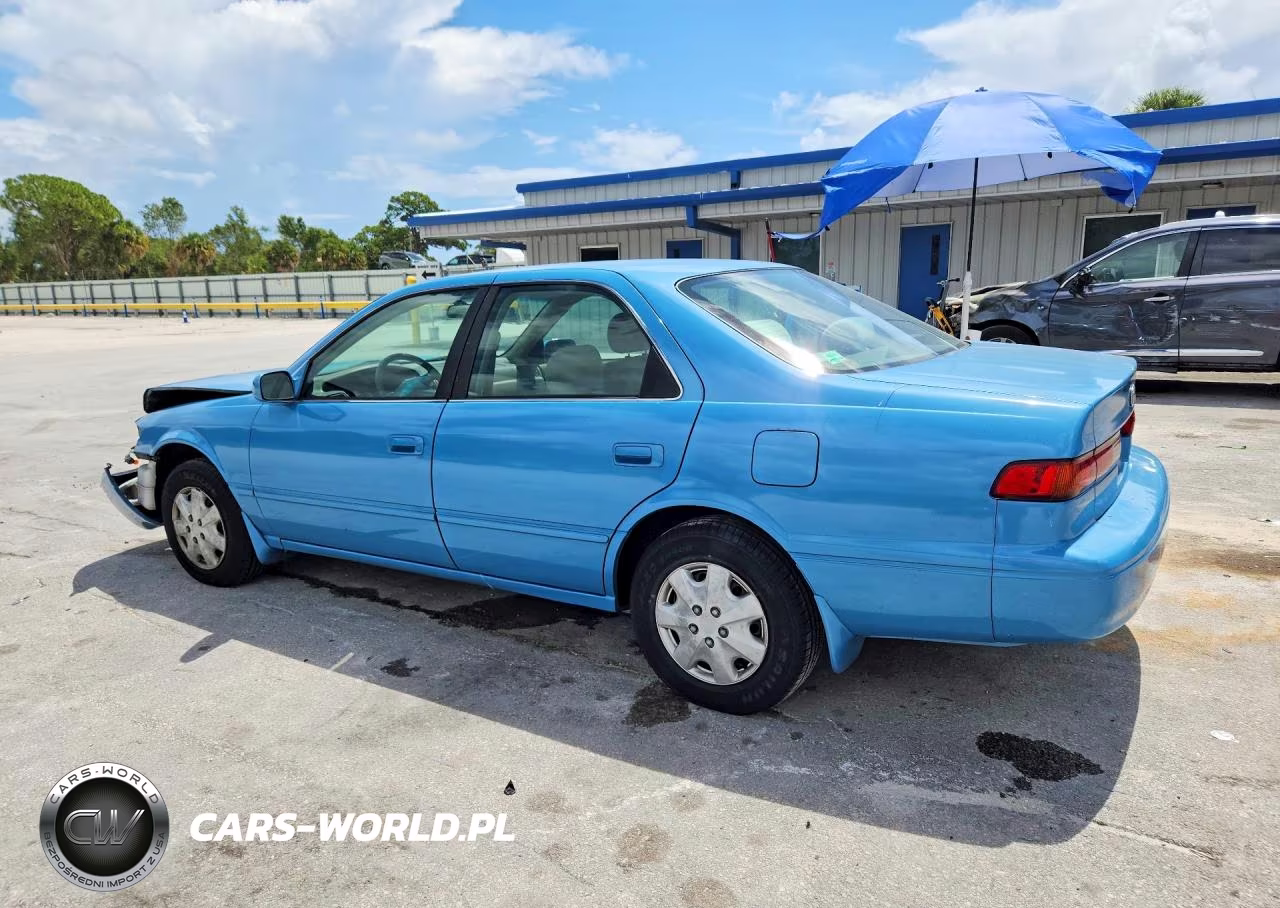 1999 Toyota Camry Le VIN:4T1BG22KXXU598336 - 2