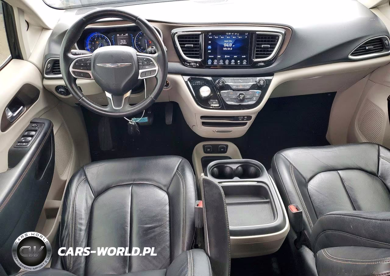 2017 Chrysler Pacifica Touring L VIN:2C4RC1BG7HR705197 - 8