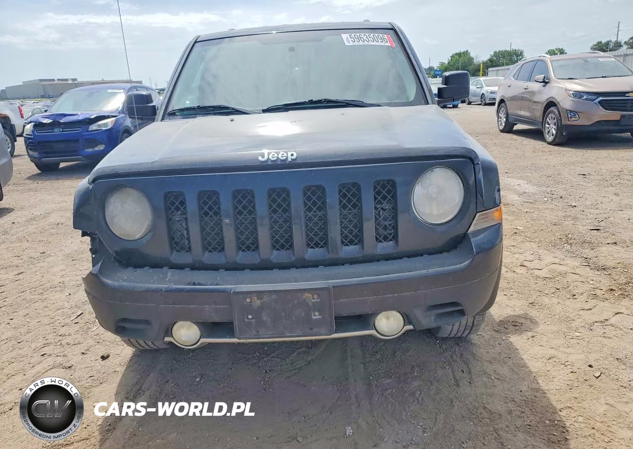 2012 Jeep Patriot Latitude VIN:1C4NJRFBXCD692250 - 5
