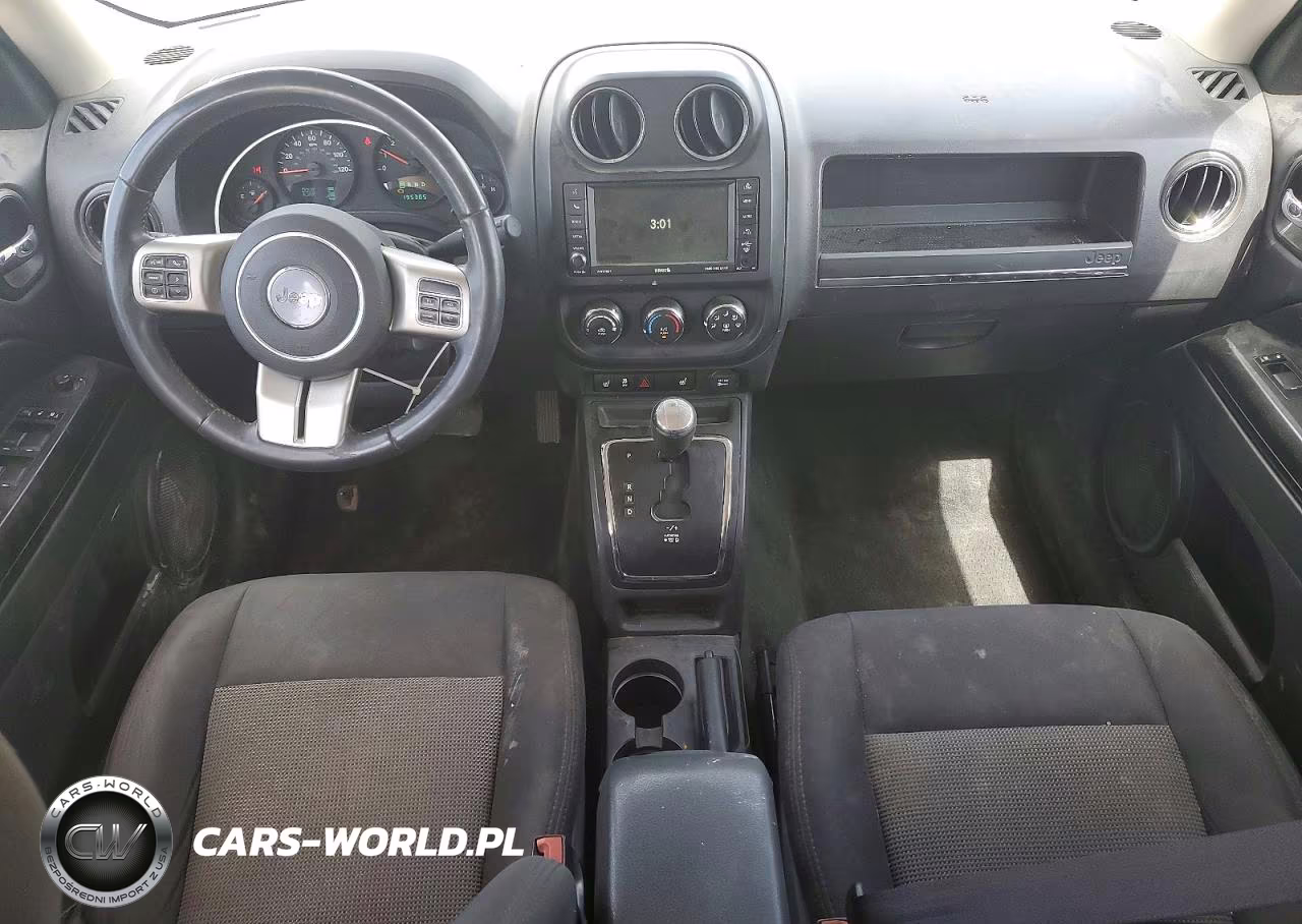2012 Jeep Patriot Latitude VIN:1C4NJRFBXCD692250 - 8