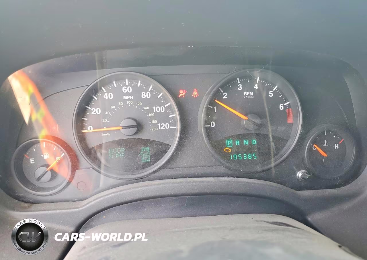 2012 Jeep Patriot Latitude VIN:1C4NJRFBXCD692250 - 9