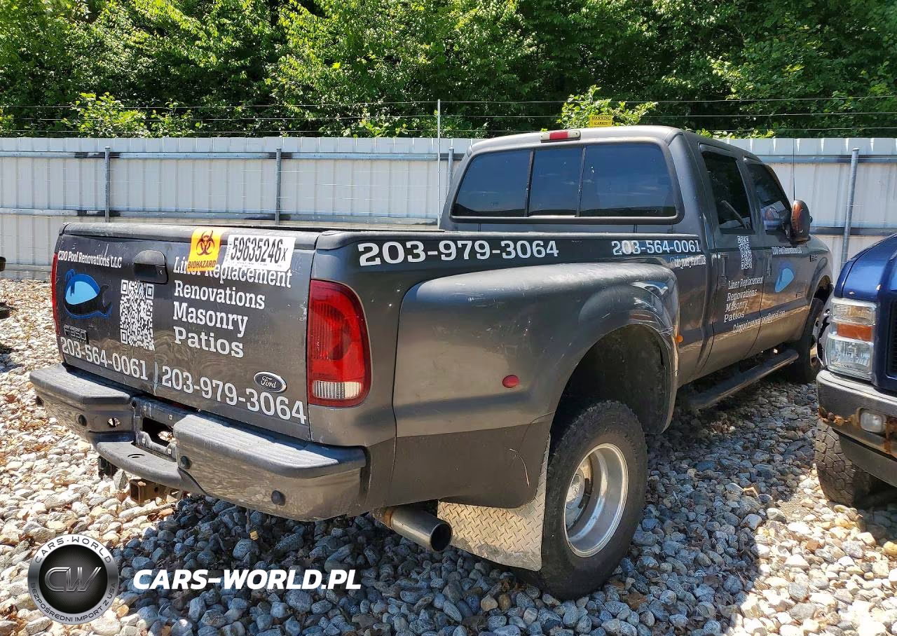 2003 Ford F350 Super Duty VIN:1FTWW33P33EB68211 - 3