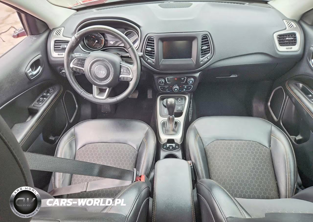 2019 Jeep Compass Latitude VIN:3C4NJDBB5KT655897 - 8