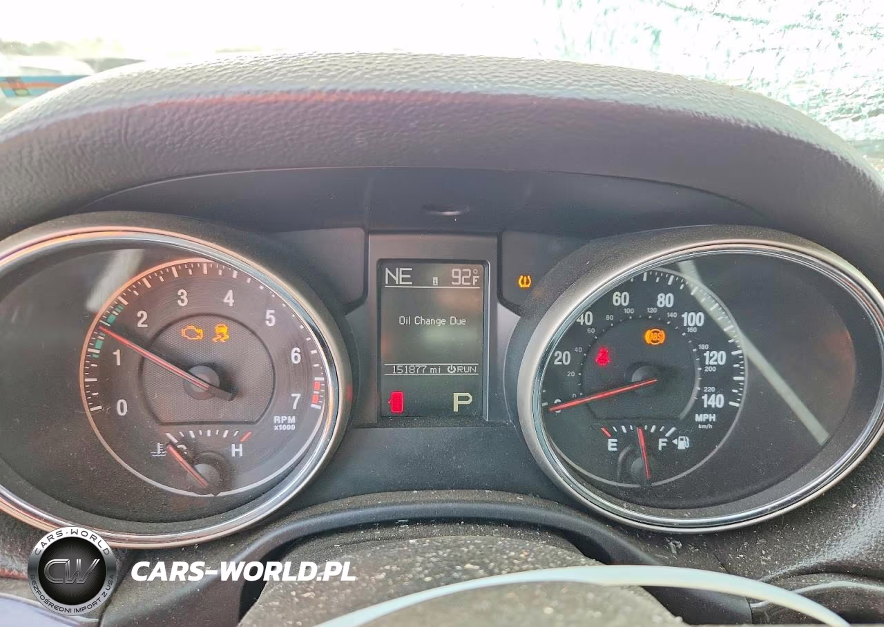 2011 Jeep Grand Cherokee Laredo VIN:1J4RR4GG4BC561823 - 9