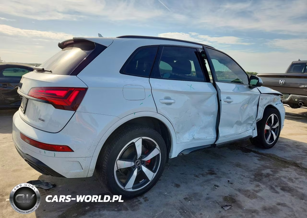 2024 Audi Q5 Premium Plus 45 VIN:WA1EAAFY7R2054834 - 3