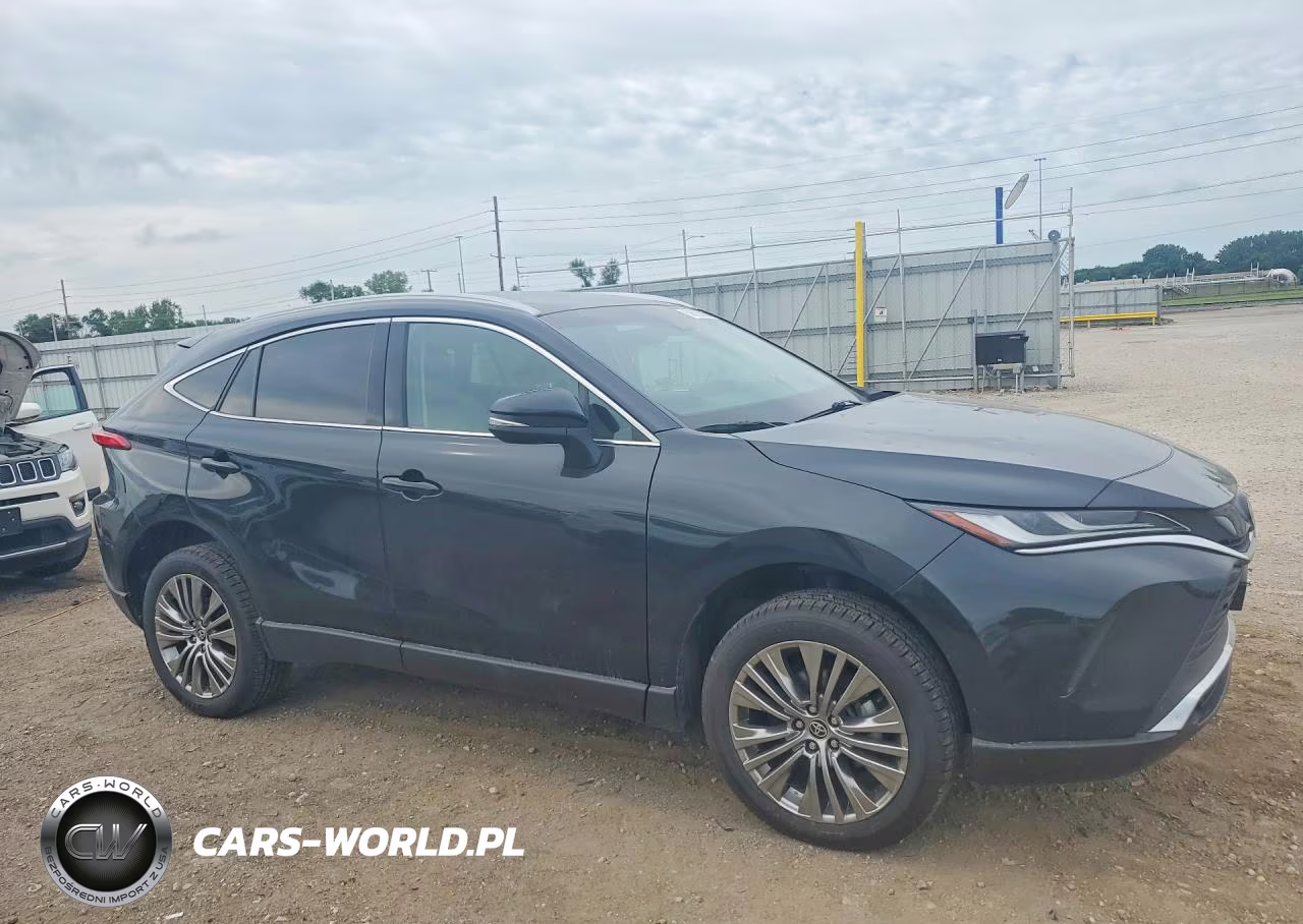 2023 Toyota Venza Xle VIN:JTEAAAAH0PJ125043 - 4
