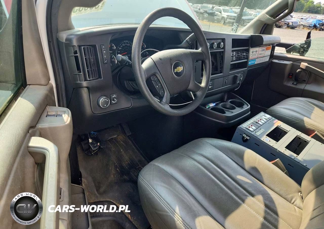 2023 Chevrolet Express G3500 VIN:1GB3GRF78P1221436 - 8