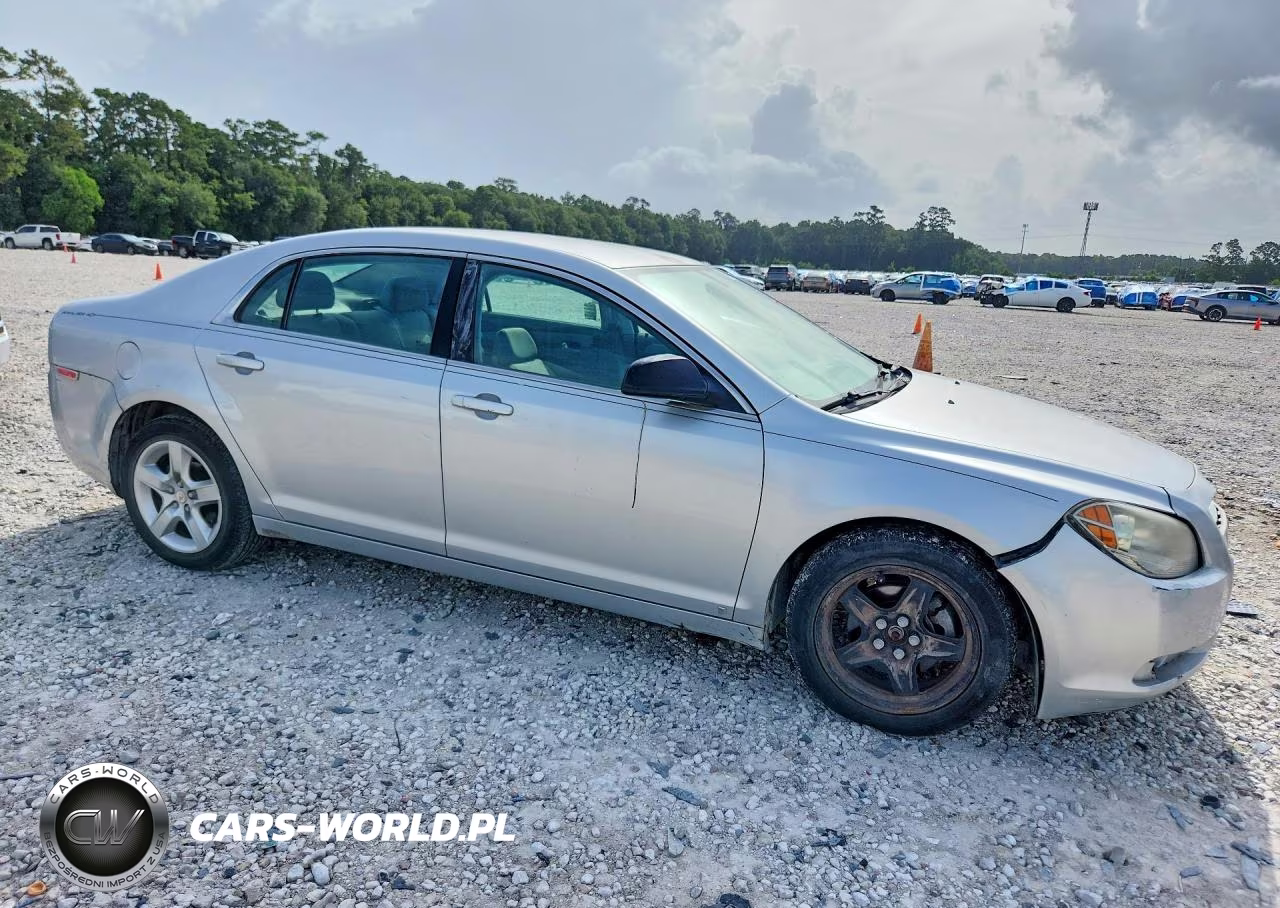 2009 Chevrolet Malibu Ls VIN:1G1ZG57B19F110825 - 4