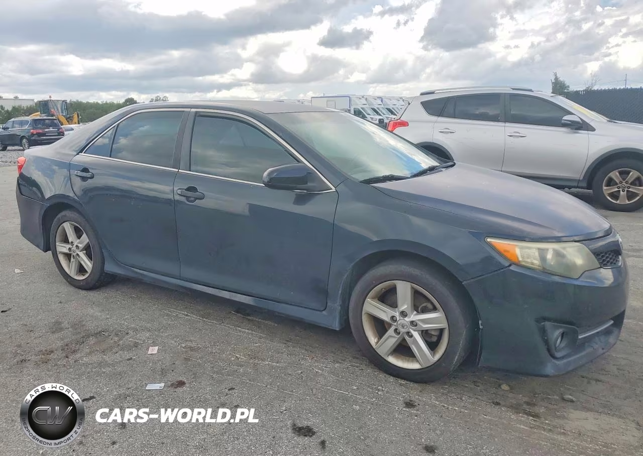 2013 Toyota Camry Se VIN:4T1BF1FKXDU224134 - 4