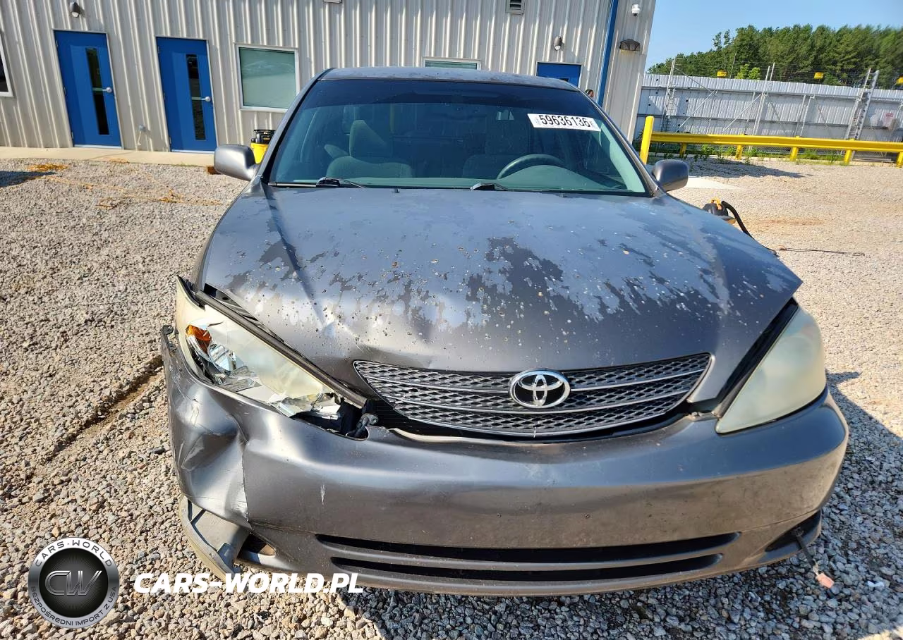 2003 Toyota Camry Xle VIN:4T1BE32K13U658722 - 5