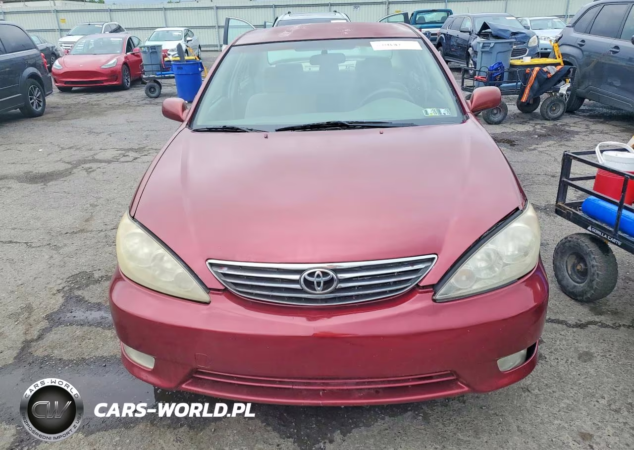 2005 Toyota Camry Le VIN:JTDBE32K753005941 - 5