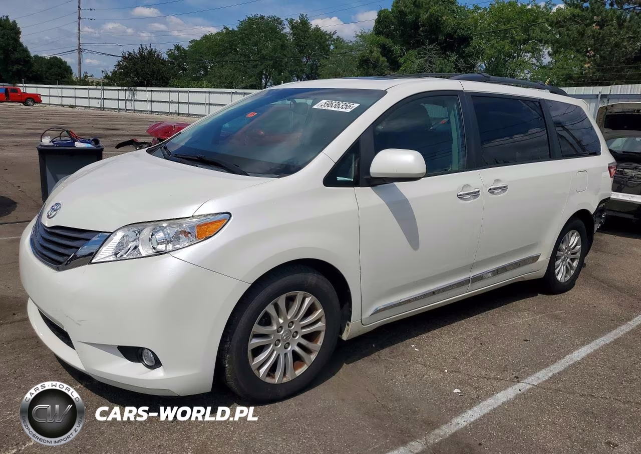 2015 Toyota Sienna Xle 8-Passenger