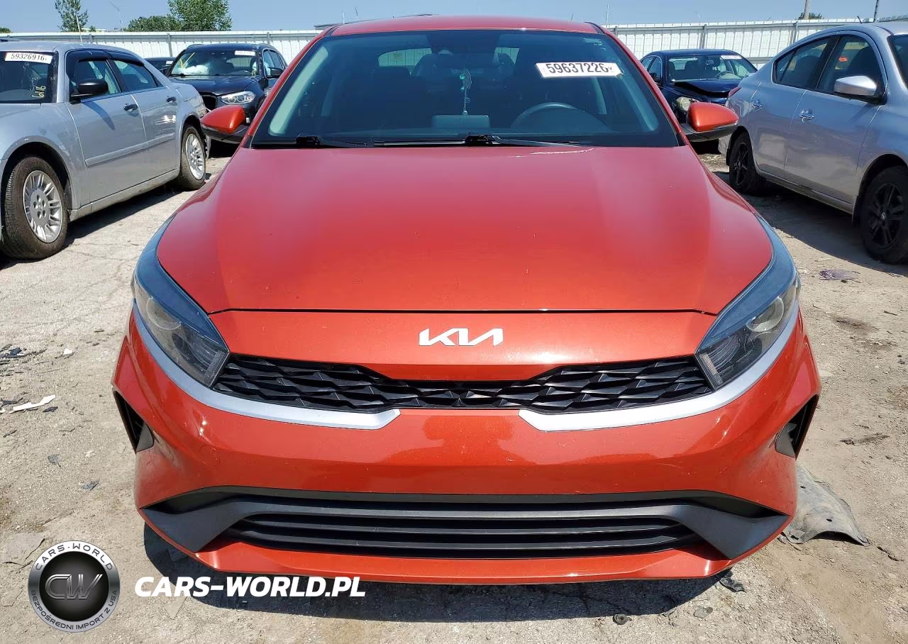 2022 Kia Forte Lxs VIN:3KPF24AD6NE467323 - 5