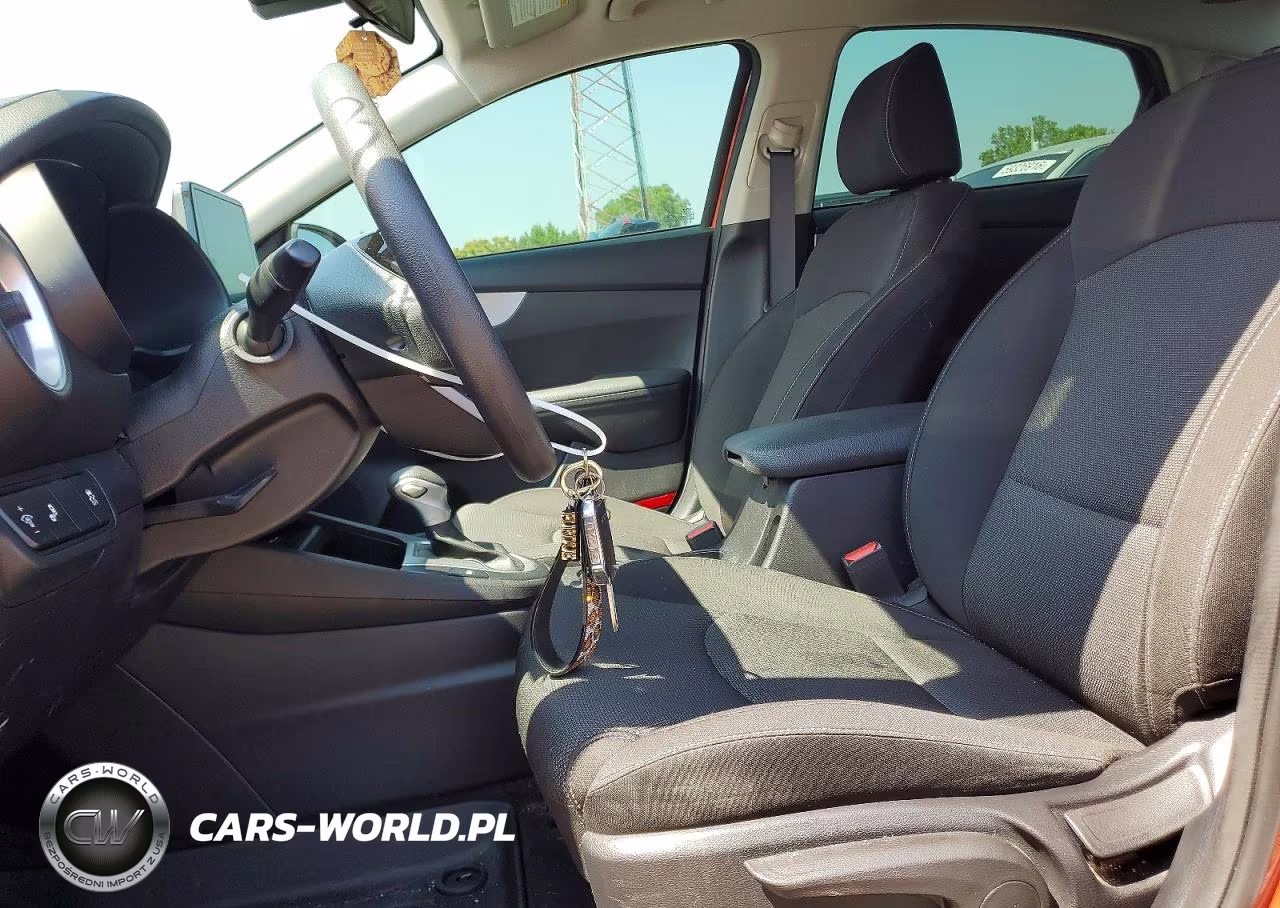 2022 Kia Forte Lxs VIN:3KPF24AD6NE467323 - 7