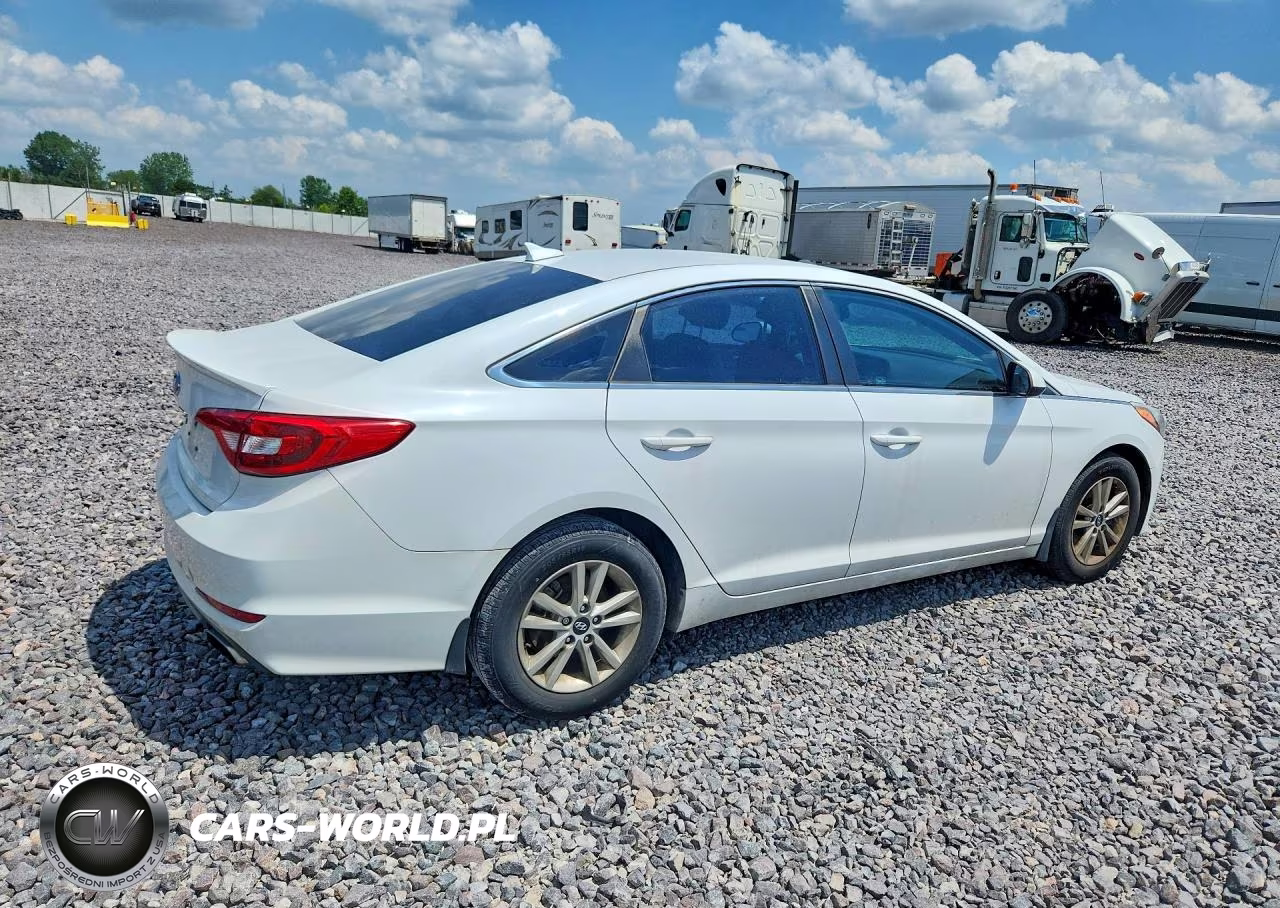 2015 Hyundai Sonata Se VIN:5NPE24AF2FH241239 - 3