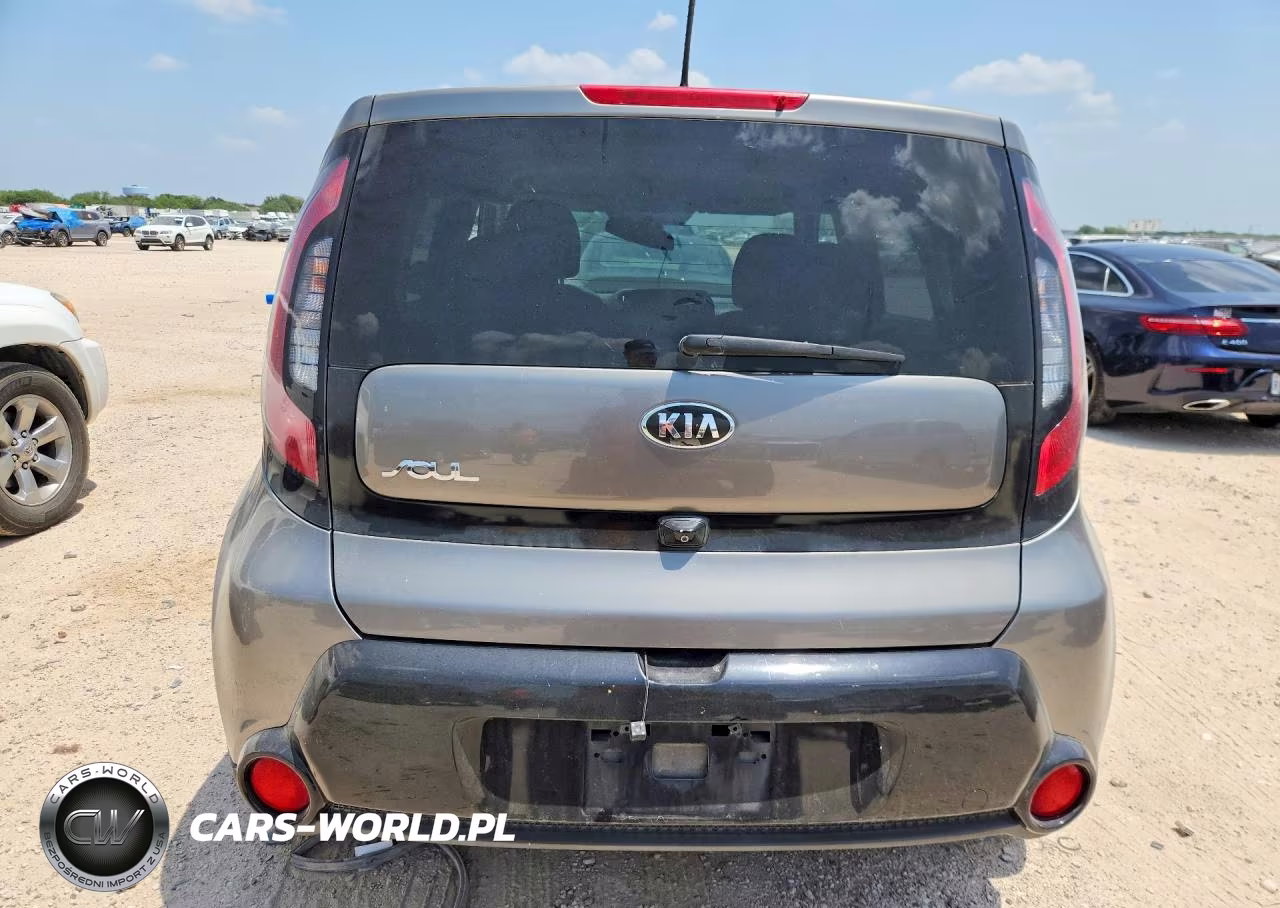 2016 Kia Soul + VIN:KNDJP3A5XG7349700 - 6
