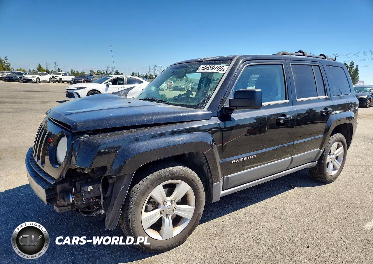 2014 Jeep Patriot Latitude – zdjęcie 1 z 13