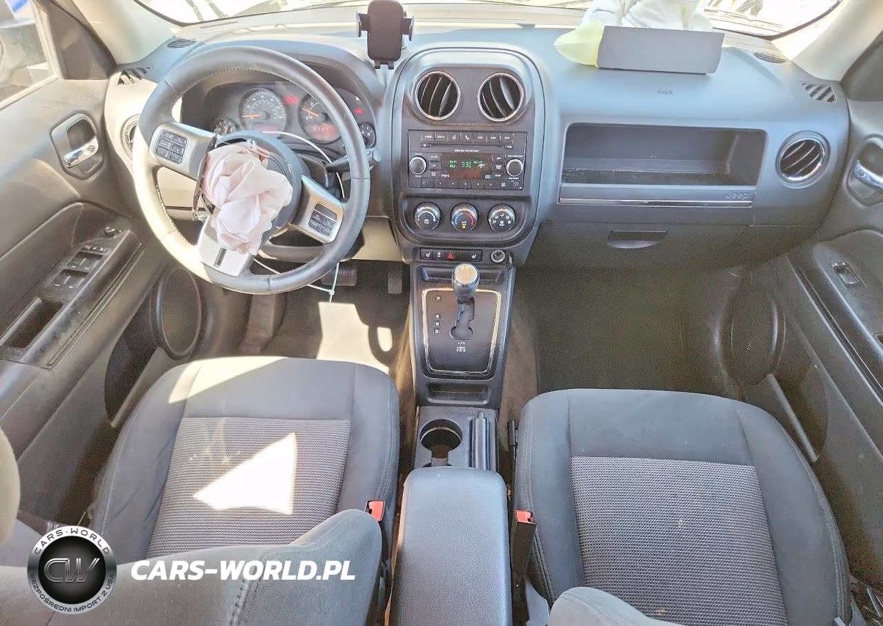 2014 Jeep Patriot Latitude VIN:1C4NJPFB7ED587298 - 8