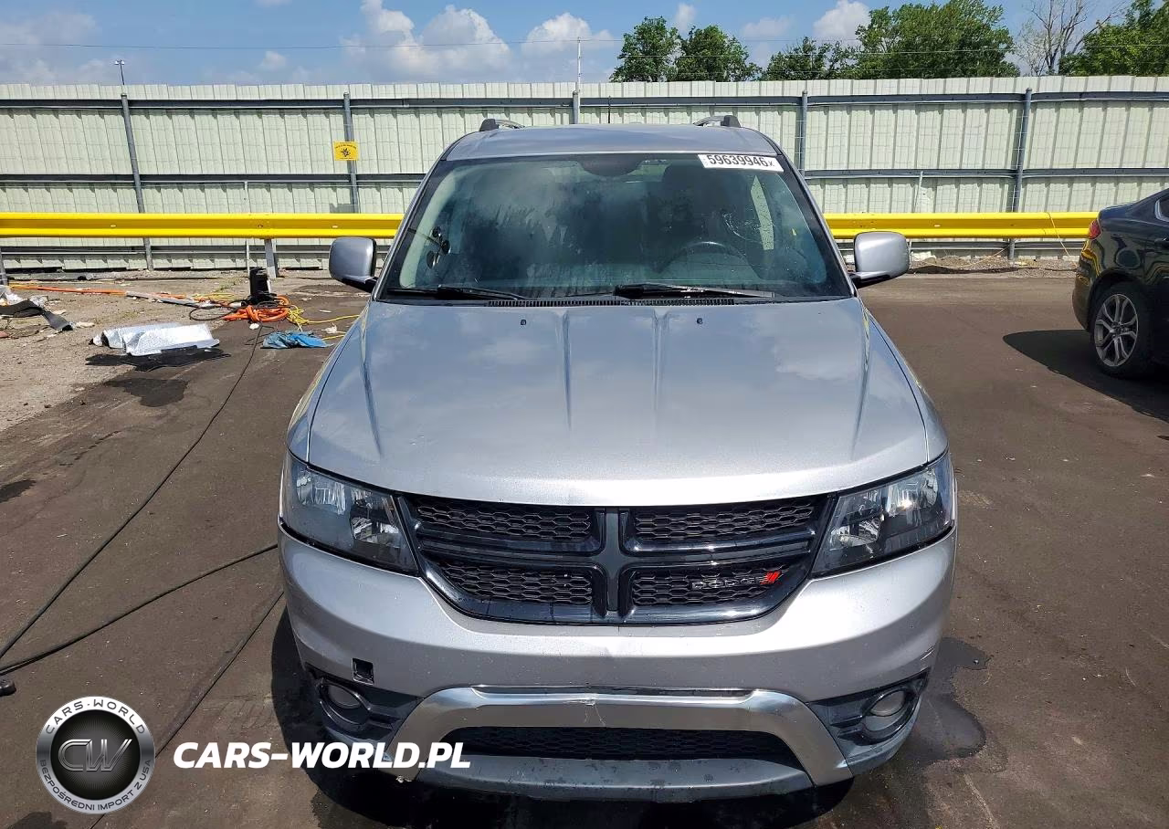 2017 Dodge Journey Crossroad VIN:3C4PDDGG9HT512237 - 5