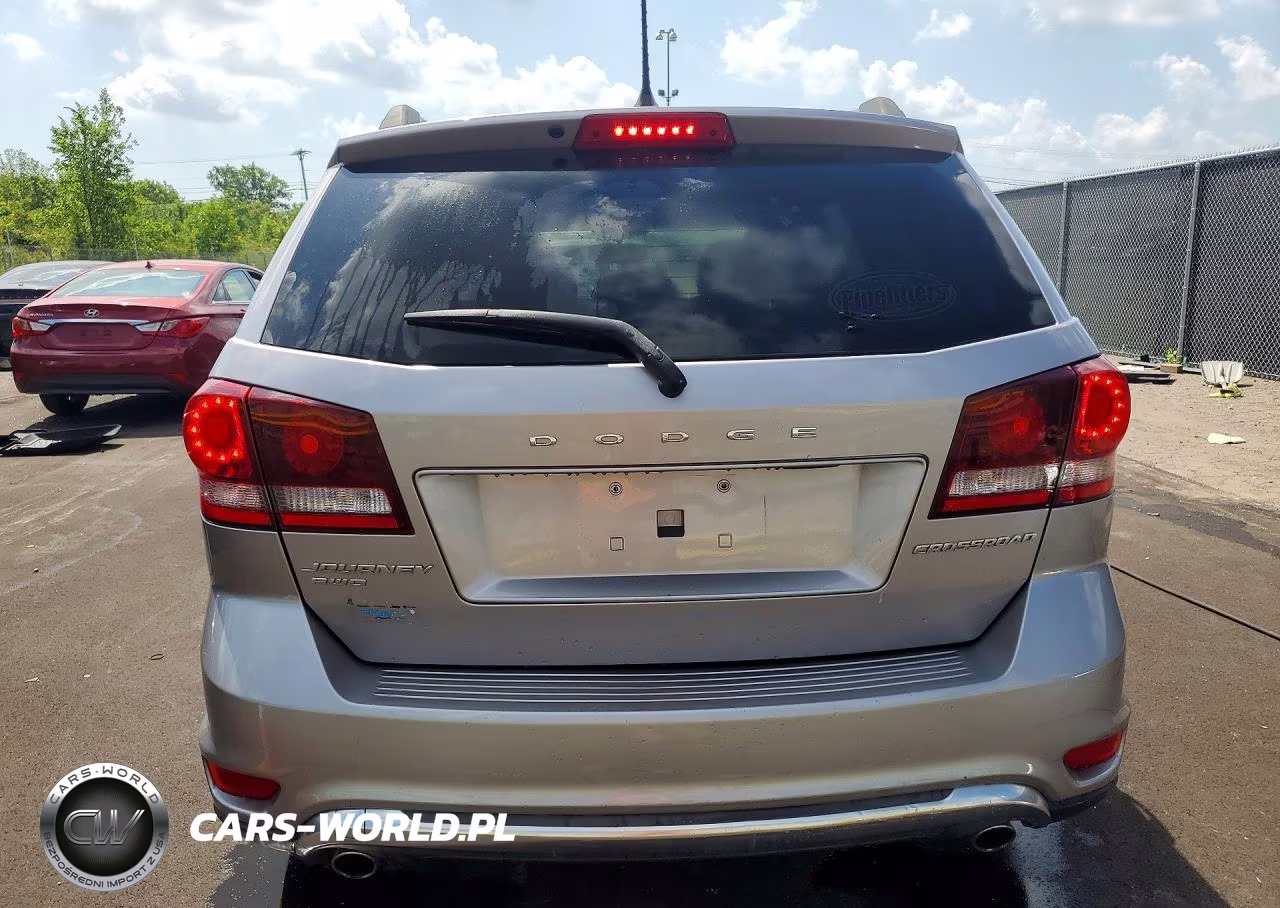 2017 Dodge Journey Crossroad VIN:3C4PDDGG9HT512237 - 6