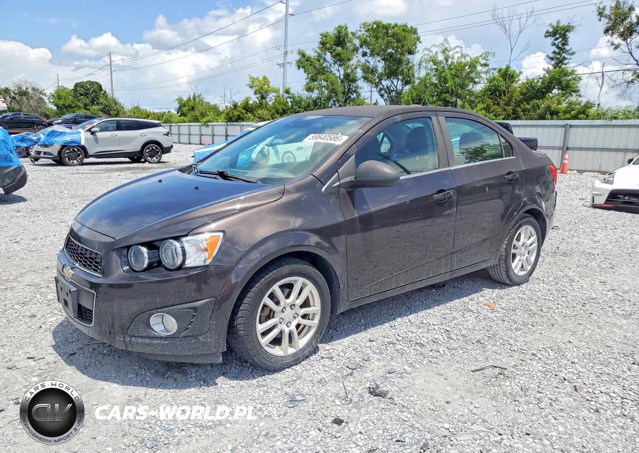 2016 Chevrolet Sonic Lt – zdjęcie 1 z 12